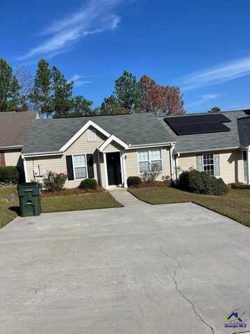 56 Skyway Drive, Warner Robins, GA 31088