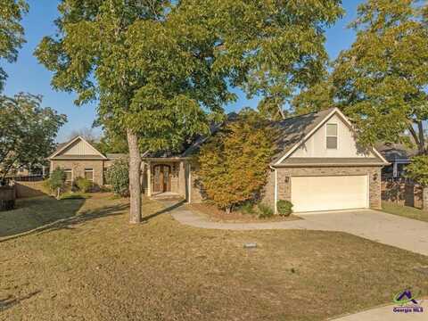 307 Greythorne Drive, Kathleen, GA 31047