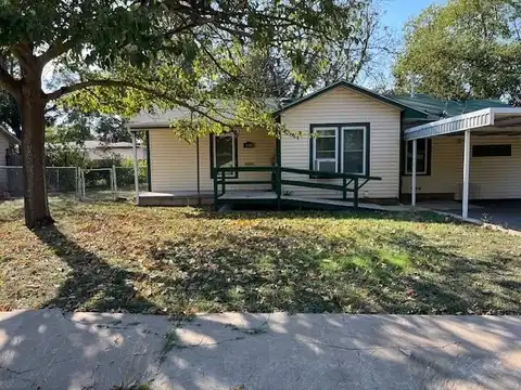 1918 Walnut St, Brady, TX 76825