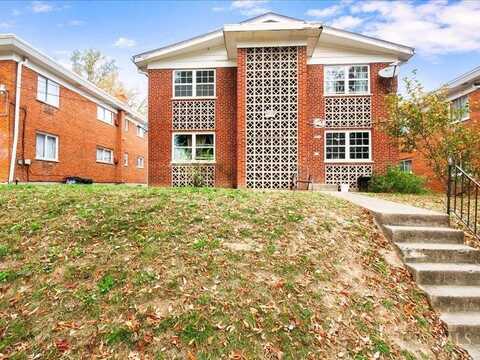 1638 Crest Hill Avenue, Cincinnati, OH 45237