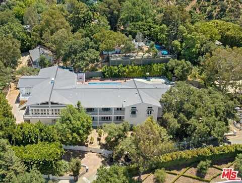 9669 Oak Pass Rd, Beverly Hills, CA 90210