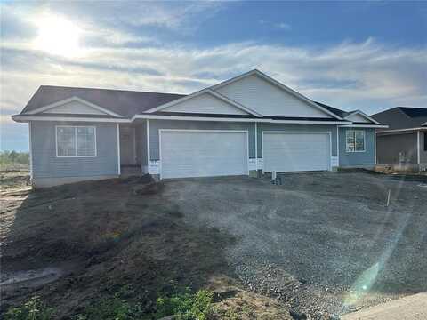922 Juneberry Drive, Palo, IA 52324