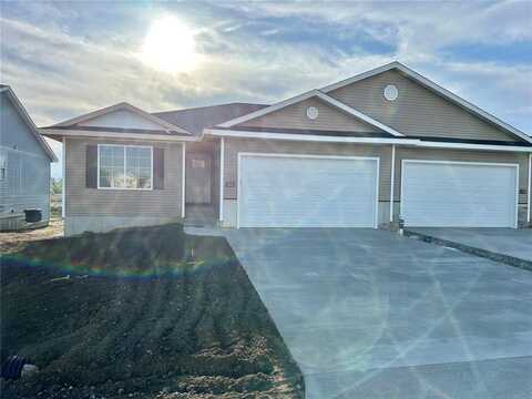 914 Juneberry Drive, Palo, IA 52324