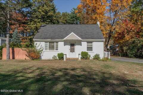 102 Willow Street, Guilderland, NY 12084