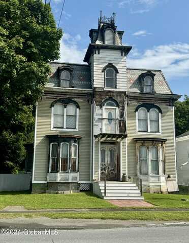 7 Church Street, Nassau, NY 12123