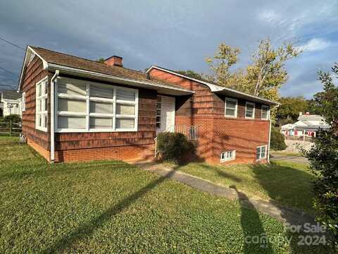 210 W Main Street, Dallas, NC 28034