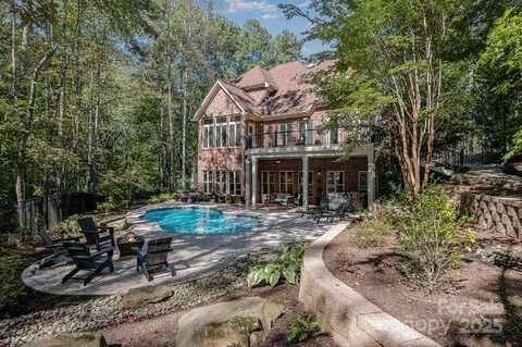7029 Pebble Bay Drive, Denver, NC 28037