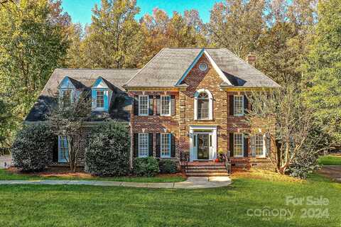 5837 Providence Glen Road, Charlotte, NC 28270