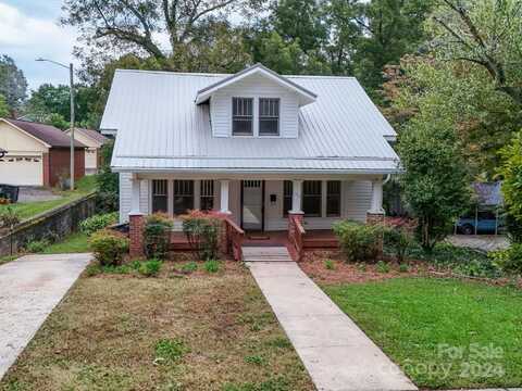 712 Davie Avenue, Statesville, NC 28677