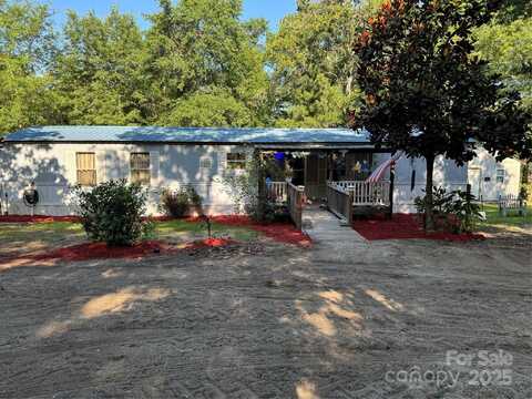 1814 Landfill Road, Mount Croghan, SC 29727