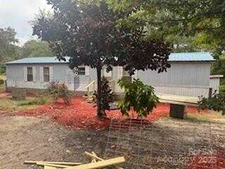 1814 Landfill Road, Mount Croghan, SC 29727