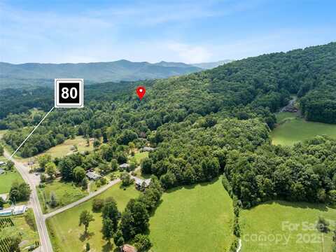 999 Persimmons Lane, Burnsville, NC 28714