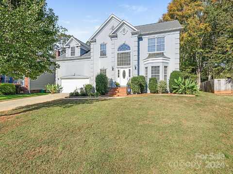 2916 Redfield Drive, Charlotte, NC 28270