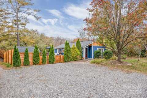 307 Tabernacle Road, Black Mountain, NC 28711