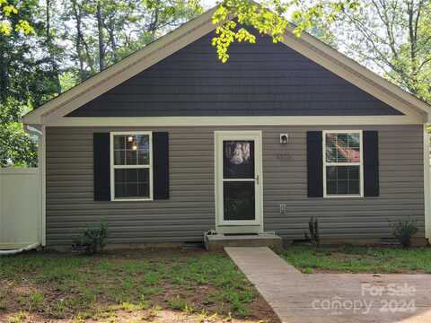 1025 Old Charlotte Road, Statesville, NC 28677