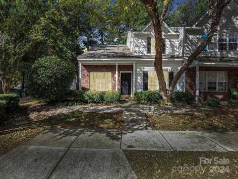 10105 Reindeer Way Lane, Charlotte, NC 28216