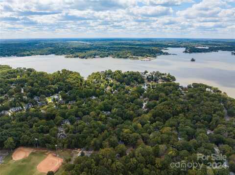 27073 Catamaran Drive, Tega Cay, SC 29708