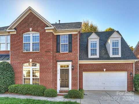 5117 Berkeley Creek Lane, Charlotte, NC 28277