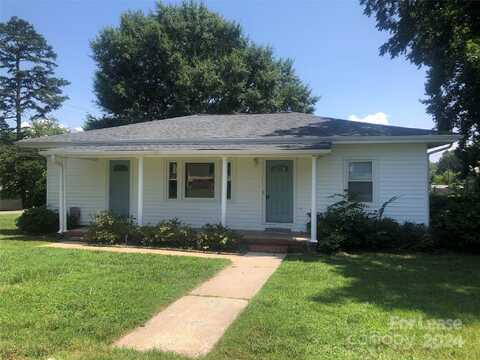 301 Lowe Street, Mount Holly, NC 28120