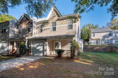 514 Doughton Lane, Charlotte, NC 28217