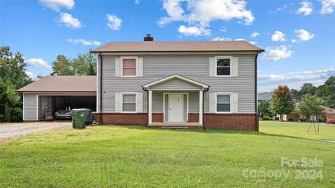 224 28th Ave Place NE, Hickory, NC 28601