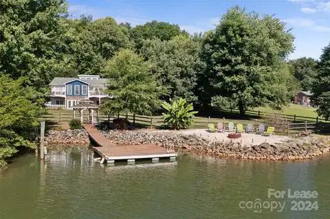 125 Waters Edge Court, Mooresville, NC 28117