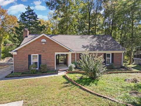 2116 Dembrigh Lane, Charlotte, NC 28262