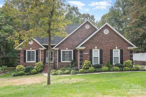 2364 Mill House Lane, Matthews, NC 28104