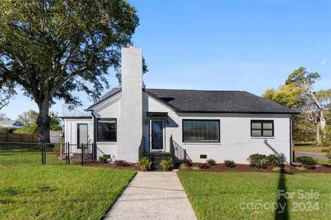 213 N Holland Street, Dallas, NC 28034