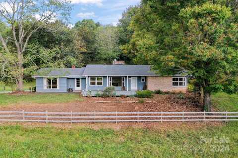 346 Calhoun Road, Waynesville, NC 28786