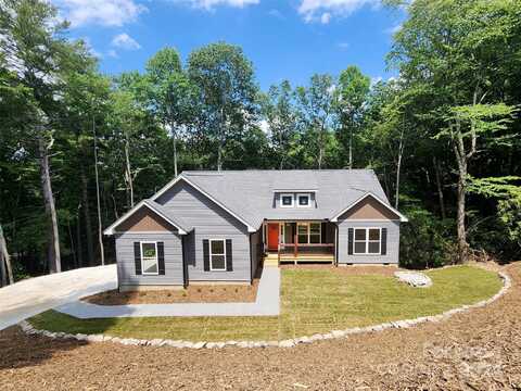 267 Hearthstone Way, Horse Shoe, NC 28742