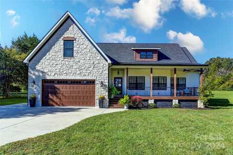 126 Robert Drive, Statesville, NC 28625