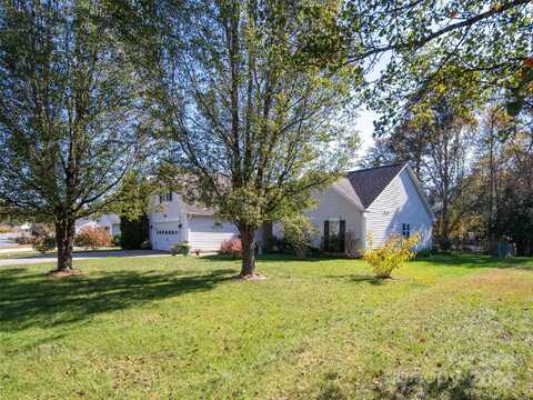 416 Glensprings Drive, Fletcher, NC 28732