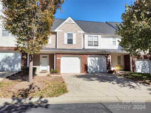 213 Pineville Forest Drive, Pineville, NC 28134