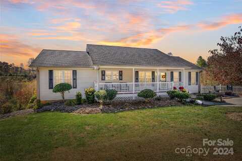 20 Piper Drive, Weaverville, NC 28787