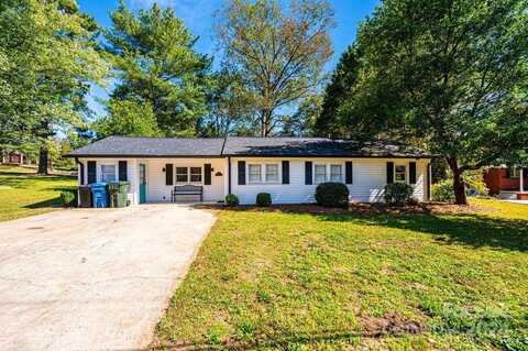 1378 8th Street NW, Hickory, NC 28601