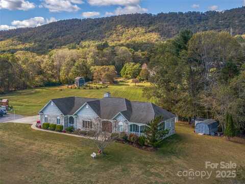 8124 Boylston Highway, Mills River, NC 28759