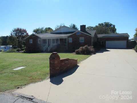 7800 Cherry Point Drive, Denver, NC 28037