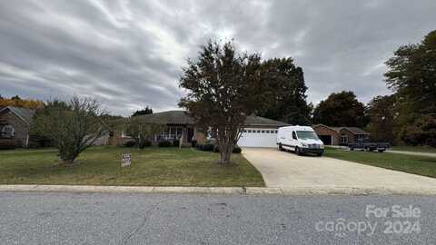 5183 Olde School Drive, Hickory, NC 28602