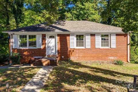 628 Wilbrown Circle, Charlotte, NC 28217