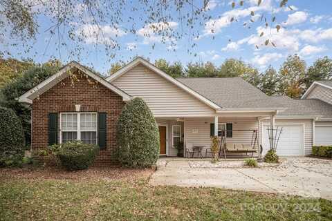 105 Oak Village Parkway, Mooresville, NC 28117