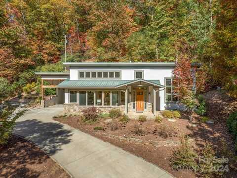 332 Possum Trot Trail, Franklin, NC 28734