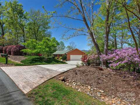 121 Canoe Drive, Mill Spring, NC 28756