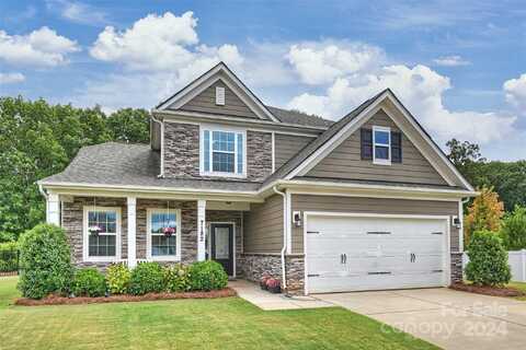 7182 Adirondack Drive, Denver, NC 28037