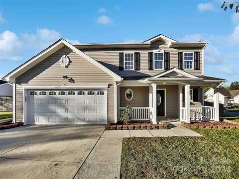 8117 Aqueduct Court, Charlotte, NC 28216