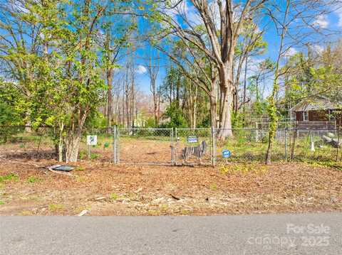 233 Owen Boulevard, Charlotte, NC 28213