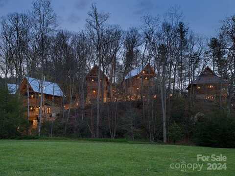 5 Chaucer Road, Black Mountain, NC 28711