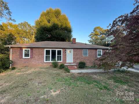 910 N 11th Street, Albemarle, NC 28001