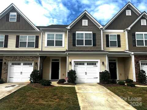 15008 Savannah Hall Drive, Charlotte, NC 28273