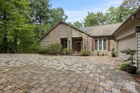 325 Silent Rise Lane, Flat Rock, NC 28731